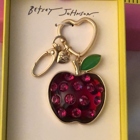 Betsey Johnson Gold Tone & Red Resin Apple & Pink Crystal Bag Charm Keychain NIB - Picture 5 of 14